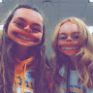 Meet your Posher, Alexis